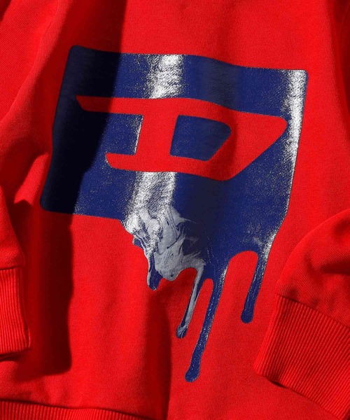 DIESEL KIDS(ディーゼルキッズ)の「DIESEL(ディーゼル)Kids & Junior ブランドロゴ長袖スウェットプルオーバー(スウェット・キッズ・グレー/レッド・4Y/6Y/8Y/10Y/12Y/14Y/16Y)」の11枚目の写真