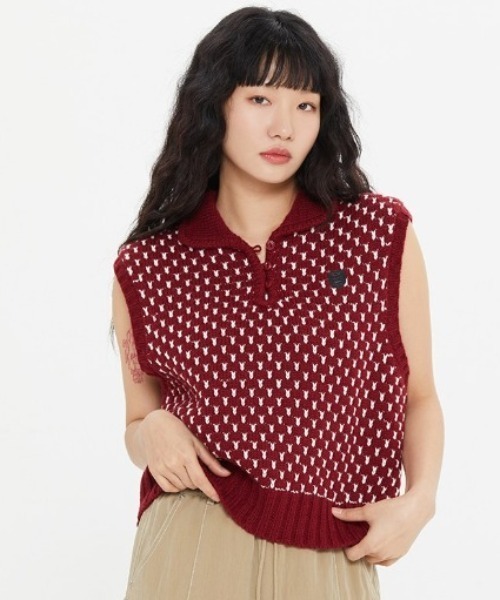 ROMANTIC CROWN(ロマンティッククラウン)の「A'GEM/9 × .kom『ROMANTIC CROWN/ロマンティッククラウン』TWO TONE PATTERN VEST/パターンベスト(ベスト・レディース・ブラック/ボルドー・M/S)」の1枚目の写真