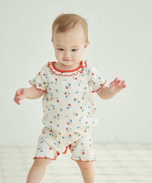 pairmanon（ペアマノン）の「【ベビー】無地 花柄 配色メロー フリル半袖ロンパース（ロンパース・キッズ・ピンク/ホワイト系その他/テラコッタ/ブルー系その他/パープル/モカ/ライトベージュ/イエロー系その他/ブラック/ブルー/ライトイエロー・80/70）」の12枚目の写真