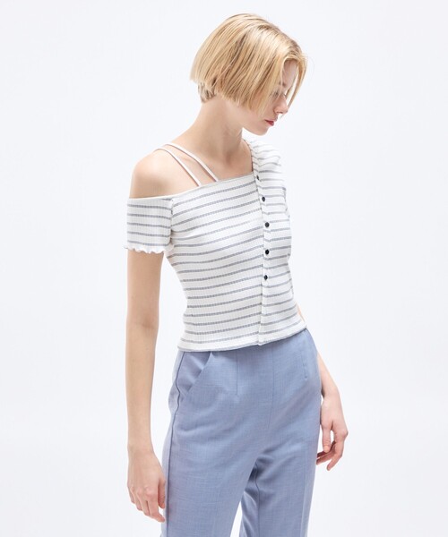 DEICY(デイシー)の「アシメストラップカットソー(Tシャツ/カットソー・レディース・レッド/オフホワイト/アイボリー・FREE)」の18枚目の写真