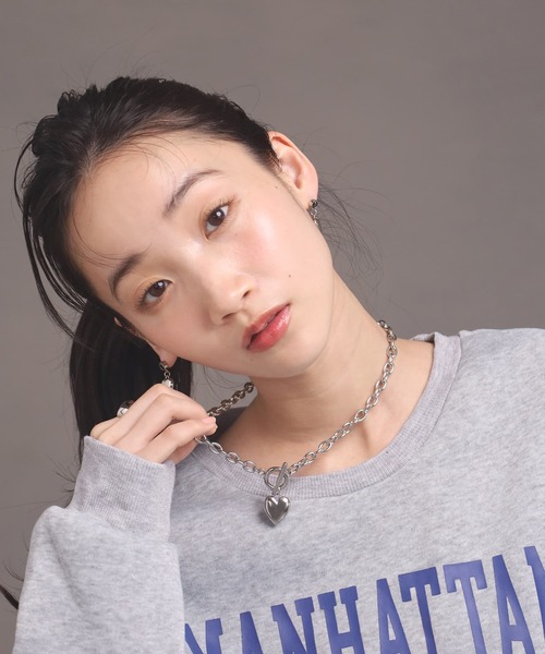 LHME（エルエイチエムイー）の「【WEB限定】“Moment”ポイントハートチャンキーネックレス/サージカルステンレス（金属アレルギー対応）【LHME / エルエイチエムイー】（ネックレス・レディース・シルバー・45cm）」の12枚目の写真