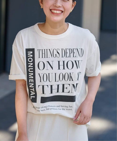 FRAMeWORK(フレームワーク)の「≪追加≫PRINT TEE2(Tシャツ/カットソー・レディース・チャコールグレー/ホワイト・FREE)」の5枚目の写真