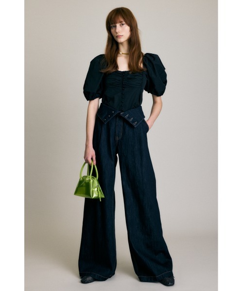 MOUSSY(マウジー)の「OPEN NECK GATHER ブラウス(シャツ/ブラウス・レディース・ブラック/ライトブルー/ホワイト・1/2)」の4枚目の写真