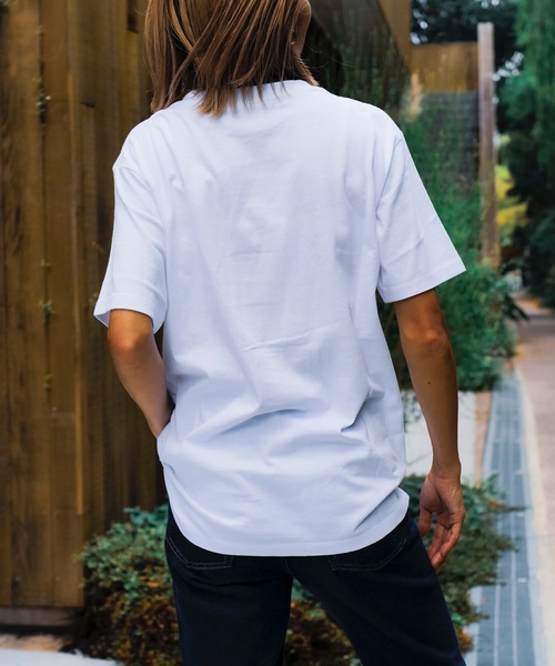 roial（ロイアル）の「DESIGN TEE/ROIAL(ロイアル)スタンダードフィットベイビープリント半袖カットソー（Tシャツ/カットソー・メンズ・オートミール/チャコールグレー/ホワイト/ベージュ/スミクロ/ライトピンク・MEDIUM/LARGE/SMALL/X-LARGE）」の11枚目の写真