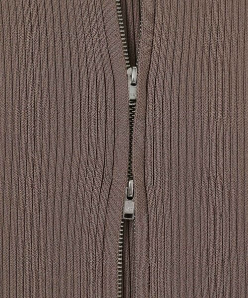 mysty woman（ミスティウーマン）の「ケープカラーZIPニットプルオーバー　121399（ニット/セーター・レディース・モカ/ブラック/オフホワイト・FREE）」の16枚目の写真