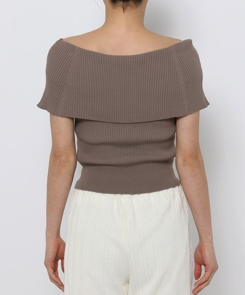 mysty woman（ミスティウーマン）の「ケープカラーZIPニットプルオーバー　121399（ニット/セーター・レディース・モカ/ブラック/オフホワイト・FREE）」の18枚目の写真