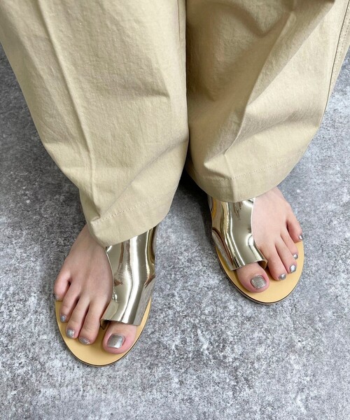 NICOLAS LAINAS（ニコラスライナス）の「【NICOLAS LAINAS/ニコラスライナス】サムカバーメタルトングサンダル（サンダル・レディース・シルバー/ゴールド・37/38）」の12枚目の写真