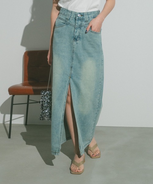 VANNIE U(ヴァニーユー)の「フロントスリットデニムスカート(デニムスカート・レディース・ブルー・FREE)」の3枚目の写真