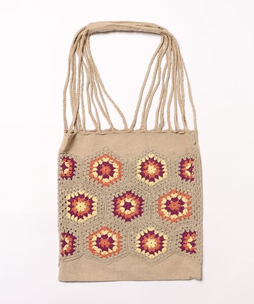 IO(イオ)(イオ)の「チャイハネ / クロシェラBAG / ISYP3202(トートバッグ・レディース・オフホワイト/ターコイズブルー/ベージュ・ONESIZE)」の8枚目の写真