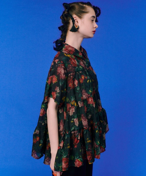 manana suerte（マニャーナスエルテ）の「FLOWERシアーティアードブラウス（シャツ/ブラウス・レディース・ブラック/ブルーグレー・FREE）」の8枚目の写真