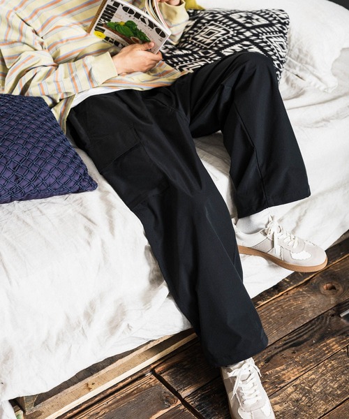 niko and...（ニコアンド）の「リップストップカーゴパンツ（カーゴパンツ・メンズ・ブラック/カーキ/グレー・MEDIUM/LARGE）」の2枚目の写真