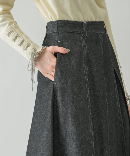 idem(イデム)の「made in Japan tuck denim skirt/日本製デニムスカート(デニムスカート・レディース・ブラック・SMALL/FREE)」の12枚目の写真