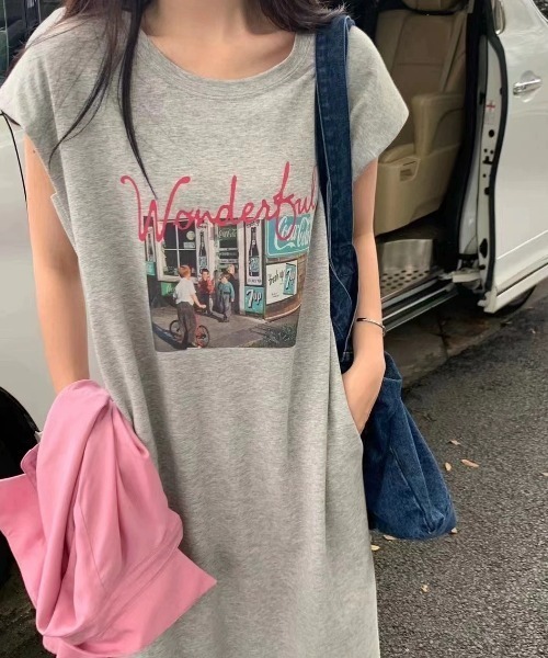 Achic(アシック)の「ノースリーブプリントワンピース(ワンピース・レディース・ライトグレー/ブラック/ダークグレー・M)」の2枚目の写真