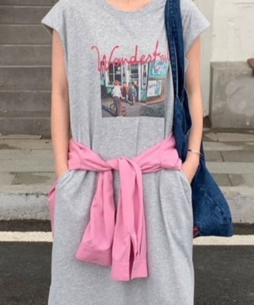 Achic(アシック)の「ノースリーブプリントワンピース(ワンピース・レディース・ライトグレー/ブラック/ダークグレー・M)」の9枚目の写真