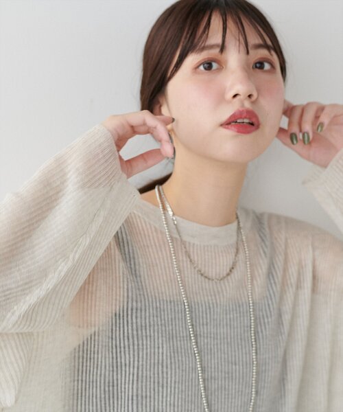 natural couture(ナチュラルクチュール)の「【WEB限定】シアーリブ編みニットプルオーバー(ニット/セーター・レディース・アイボリー/ブラック/グレー/グリーン系その他/ボルドー・FREE)」の10枚目の写真