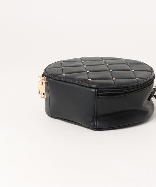 one wayザッカ(ワンウェイザッカ)の「ラウンドキルティングショルダーバッグ(ショルダーバッグ・レディース・ホワイト/ピンク/アイボリー/ブラック・FREE)」の9枚目の写真