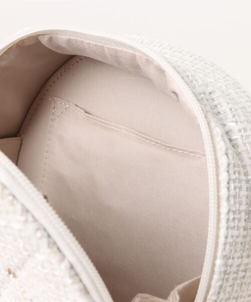 one wayザッカ(ワンウェイザッカ)の「ラウンドキルティングショルダーバッグ(ショルダーバッグ・レディース・ホワイト/ピンク/アイボリー/ブラック・FREE)」の11枚目の写真