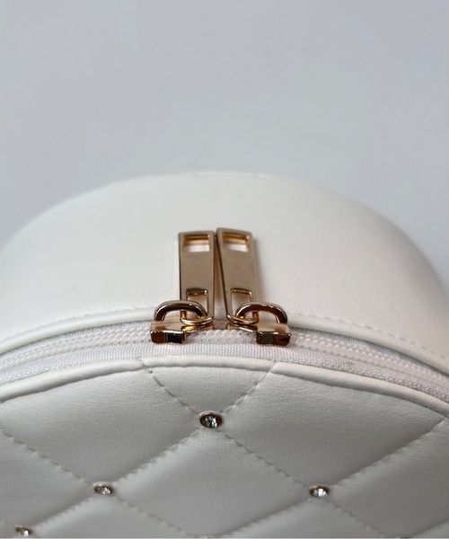 one wayザッカ(ワンウェイザッカ)の「ラウンドキルティングショルダーバッグ(ショルダーバッグ・レディース・ホワイト/ピンク/アイボリー/ブラック・FREE)」の19枚目の写真