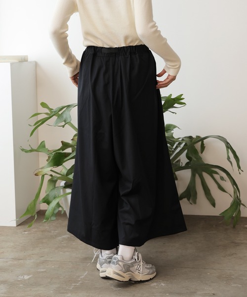 Gramicci(グラミチ)の「Gramicci/グラミチ STRETCH GABARDIN FLARE PANT フレアシルエット ワイドパンツ スカーチョ ガウチョパンツ 2026年 夏 夏服 秋服(その他パンツ・レディース・ブラック/グレー/ネイビー/ベージュ/チャコール/ベージュ系/ネイビー系・L/M/S)」の22枚目の写真