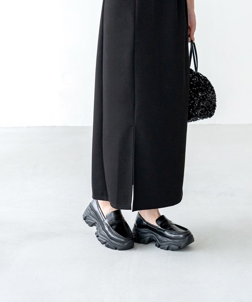 menue(メヌエ)の「【 新色追加 】厚底スニーカーソール コインローファー(ローファー・レディース・シルバー/ブラック/ブラウン・40/39/38/37/36/35)」の9枚目の写真