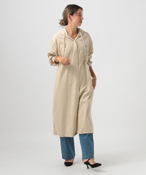 BAYFLOW（ベイフロー）の「[ワンピにも羽織りにも]コーデュロイフードワンピース（ワンピース・レディース・サンドベージュ/ブラウン/グレー・FREE）」の8枚目の写真