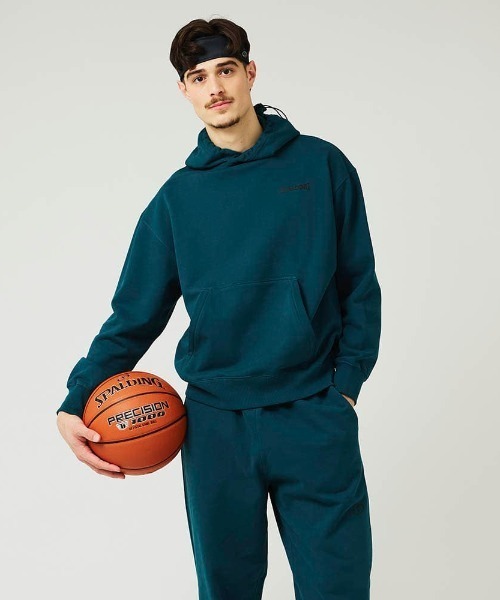 SPALDING(スポルディング)の「【SPALDING/スポルディング】コートサイド フーディ ジップ ポケット/プルオーバーパーカー・フーディー(パーカー・メンズ・ブラック/ダークグリーン・MEDIUM/LARGE/X-LARGE)」の10枚目の写真