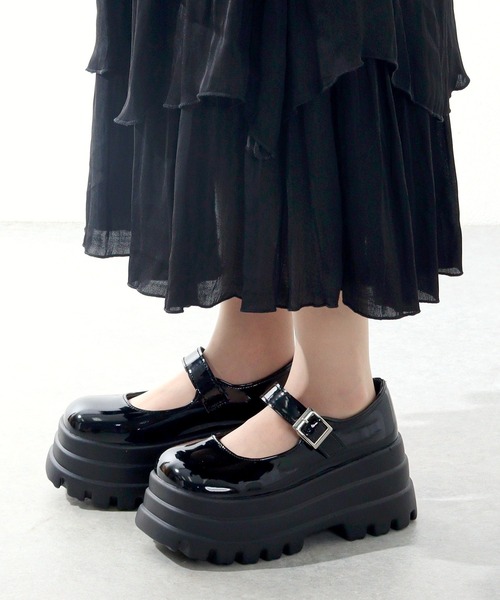 LOVEHUNTER(ラブハンター)の「LOVE HUNTER 厚底トリプルソールメリージェーンパンプス(1696)(ドレスシューズ・レディース・ブラック系その他/ブラック・LL/3L/SS/S/M/L)」の1枚目の写真