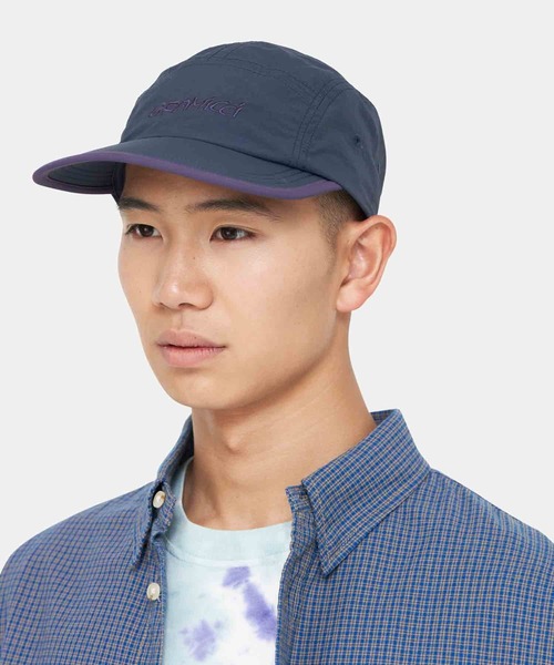 Gramicci（グラミチ）の「NYLON GRAMICCI CAP｜ナイロングラミチキャップ（キャップ・メンズ・サンドベージュ/ネイビー/ブラウン系その他2/イエロー系その他/オリーブ/ブラック/カーキブラウン/ダークブラウン系5/レッド/アイボリー系5/ネイビー系5/オリーブ系5・FREE）」の9枚目の写真