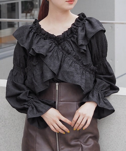 tiptop（ティップトップ）の「フリルクロス2way長袖ブラウス（シャツ/ブラウス・レディース・アイボリー/ブラック/ホワイト系その他/オフホワイト/ブラック系その他・FREE）」の4枚目の写真