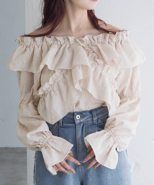 tiptop（ティップトップ）の「フリルクロス2way長袖ブラウス（シャツ/ブラウス・レディース・アイボリー/ブラック/ホワイト系その他/オフホワイト/ブラック系その他・FREE）」の6枚目の写真