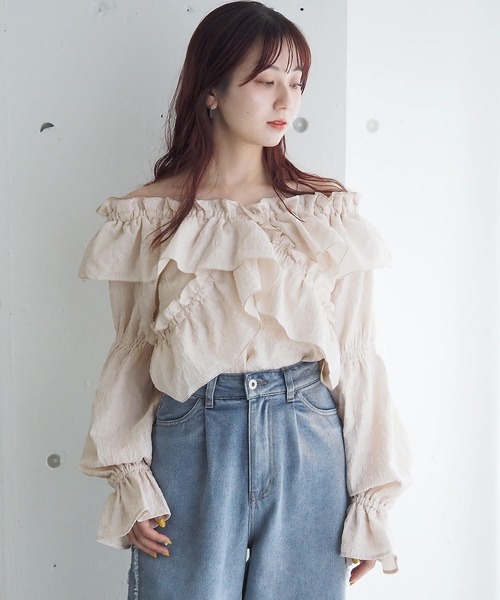 tiptop（ティップトップ）の「フリルクロス2way長袖ブラウス（シャツ/ブラウス・レディース・アイボリー/ブラック/ホワイト系その他/オフホワイト/ブラック系その他・FREE）」の7枚目の写真