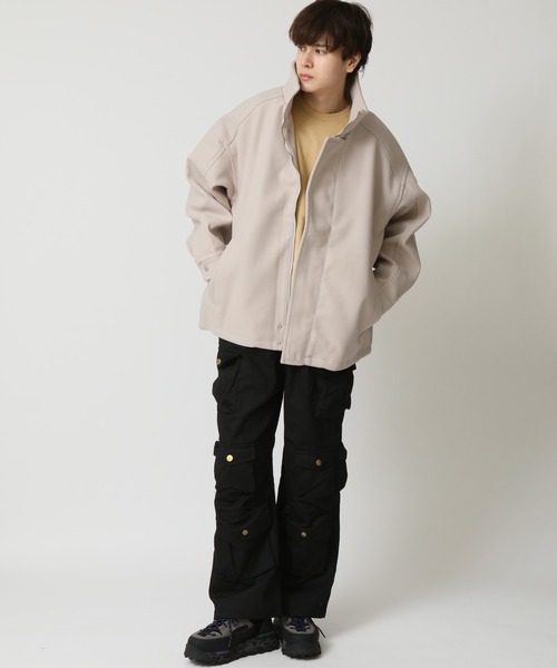 【関税込み】VETEMENTS ベージュ マルチポケット カーゴパンツ メンズ Vetements ベージュ マルチポケット カーゴパンツ