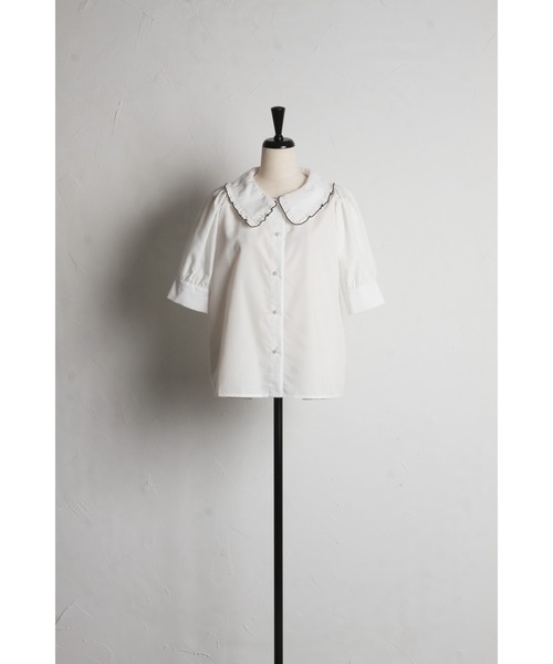 tocco closet(トッコ クローゼット)の「配色メロウフリルブラウス(シャツ/ブラウス・レディース・オフホワイト/ブラック/ブルー・M)」の17枚目の写真