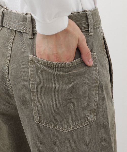 LEMAIRE（ルメール）の「LEMAIRE(ルメール) TWISTED BELTED PANTS PA326LD1017（デニムパンツ・メンズ・ベージュ・SMALL）」の8枚目の写真