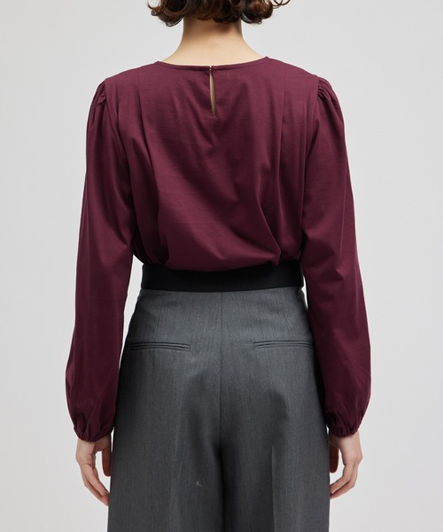 ROPE'（ロペ）の「タックディテールパフスリーブカットソー（Tシャツ/カットソー・レディース・ブラック/ワイン/ベージュ・FREE）」の5枚目の写真