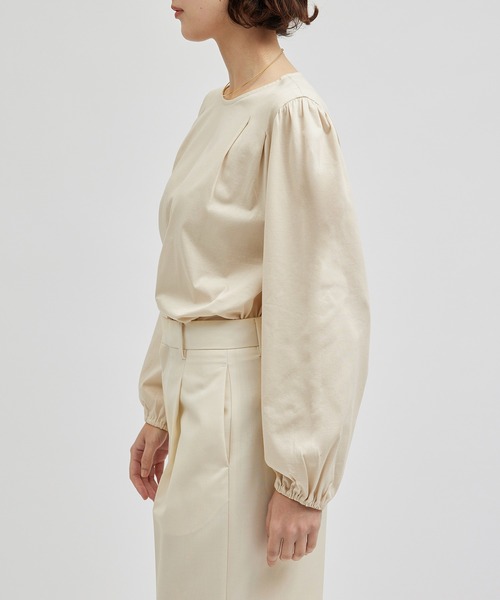 ROPE'（ロペ）の「タックディテールパフスリーブカットソー（Tシャツ/カットソー・レディース・ブラック/ワイン/ベージュ・FREE）」の7枚目の写真