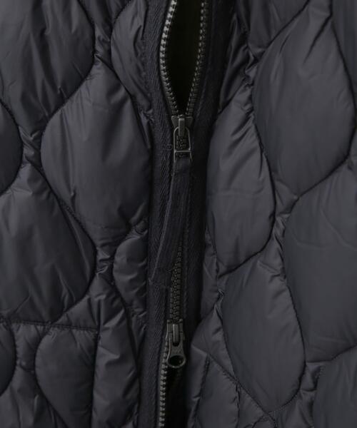 TAION（タイオン）の「TAION/MILITARY V NECK W-ZIP DOWN VT（ダウンジャケット/コート・メンズ・オフホワイト/ブラック・L/M）」の9枚目の写真