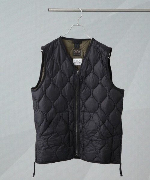 TAION（タイオン）の「TAION/MILITARY V NECK W-ZIP DOWN VT（ダウンジャケット/コート・メンズ・オフホワイト/ブラック・L/M）」の2枚目の写真