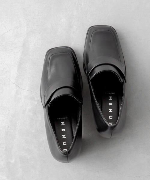 menue（メヌエ）の「スクエアトゥ 6.5cmヒール ローファー（ローファー・レディース・ブラック/シルバー/ブラック系1・S/M/L/LL/3L/SS）」の6枚目の写真