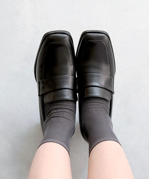 menue（メヌエ）の「スクエアトゥ 6.5cmヒール ローファー（ローファー・レディース・ブラック/シルバー/ブラック系1・S/M/L/LL/3L/SS）」の12枚目の写真