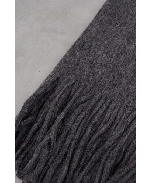 AZUL by moussy（アズールバイマウジー）の「ニットフリンジストール（ストール/ショール・レディース・ライトベージュ/レッド/ターコイズブルー/チャコールグレー・FREE）」の9枚目の写真