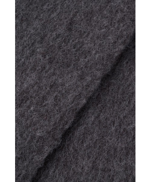 AZUL by moussy（アズールバイマウジー）の「ニットフリンジストール（ストール/ショール・レディース・ライトベージュ/レッド/ターコイズブルー/チャコールグレー・FREE）」の10枚目の写真