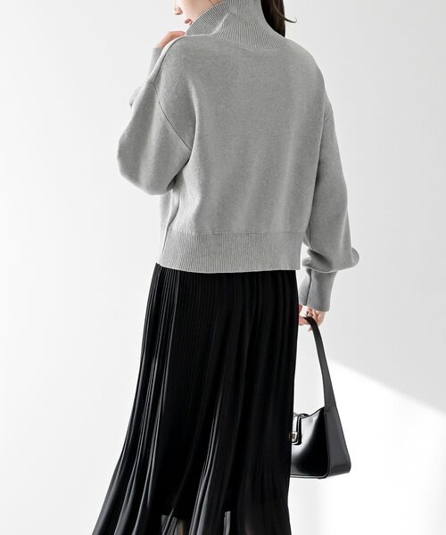 rps(アールピーエス)の「スウェットライクハーフZIPニットプルオーバー(ニット/セーター・レディース・杢グレー/グレー系その他/ブラック・フリー)」の22枚目の写真