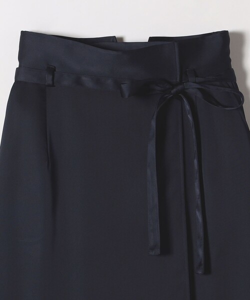 SHIPS any（シップス エニィ）の「SHIPS any:〈手洗い可能〉サテン ラップデザイン ロング タイト スカート（スカート・レディース・ネイビー/キャメル・38/36）」の13枚目の写真