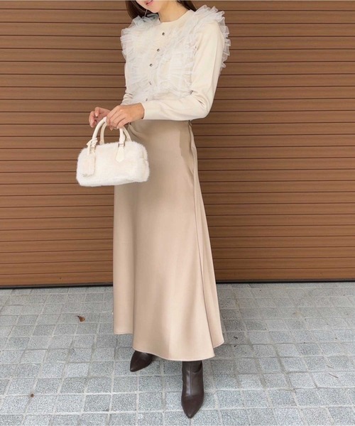 NOELA（ノエラ）の「サテンドレープナロースカート（スカート・レディース・オフホワイト/ピンク/ベージュ・S/M）」の3枚目の写真