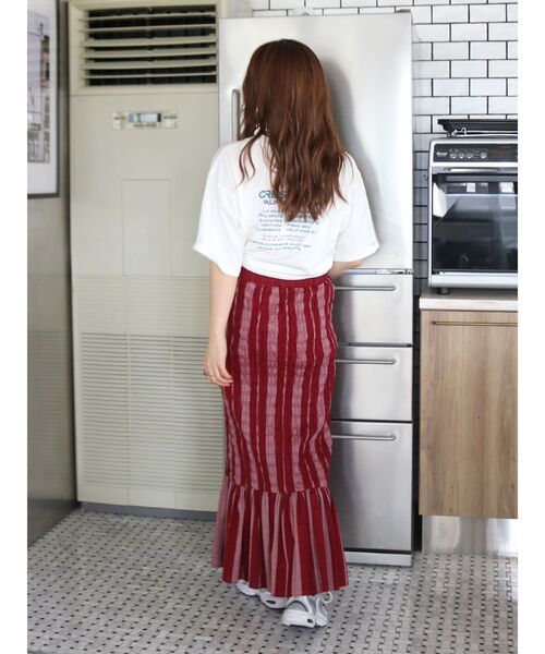 Ungrid（アングリッド）の「シャーリングデザインストライプスカート（スカート・レディース・レッド/ネイビー・FREE）」の19枚目の写真