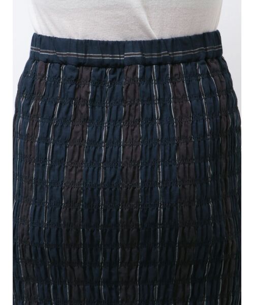 Ungrid（アングリッド）の「シャーリングデザインストライプスカート（スカート・レディース・レッド/ネイビー・FREE）」の8枚目の写真