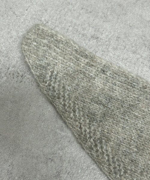 SHENERY（シーナリー）の「起毛スカーフ（ストール/ショール・レディース・グレー/ブラック・FREE）」の15枚目の写真