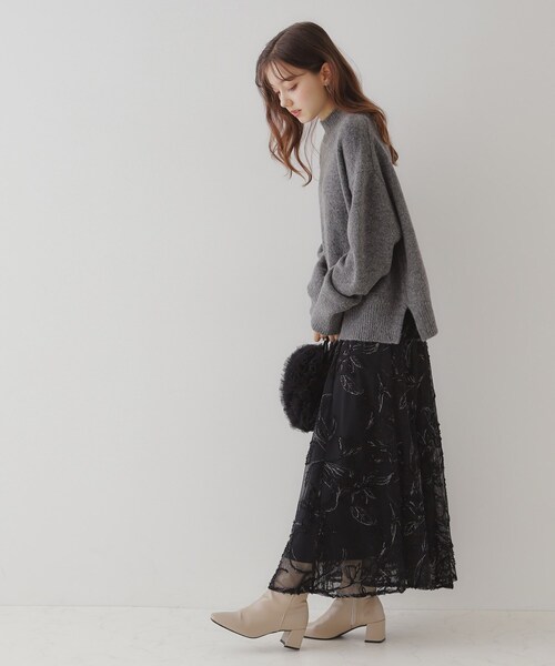 couture brooch（クチュールブローチ）の「【ふわっと揺れる華やぎスカート】ブークレチュールスカート（スカート・レディース・ライトグレー系/アイボリー系/ブラック系・38/36/42/40）」の19枚目の写真