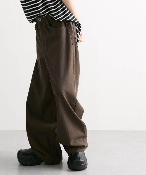 Soiunique（スワユニーク）の「綿１００％超ゆったりツイルワイドパンツ ［Soiunique］（その他パンツ・レディース・レッド/グリーン/モカ・LL/L/M）」の6枚目の写真